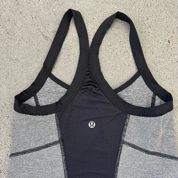 Lululemon Ujjayi Power Y Tank Micro Stripe Gray Racerback Tank Top - Picture 5 of 7